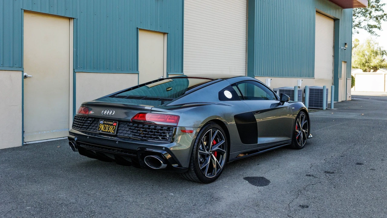 2021 Audi 4S R8 - Image 7 of 31