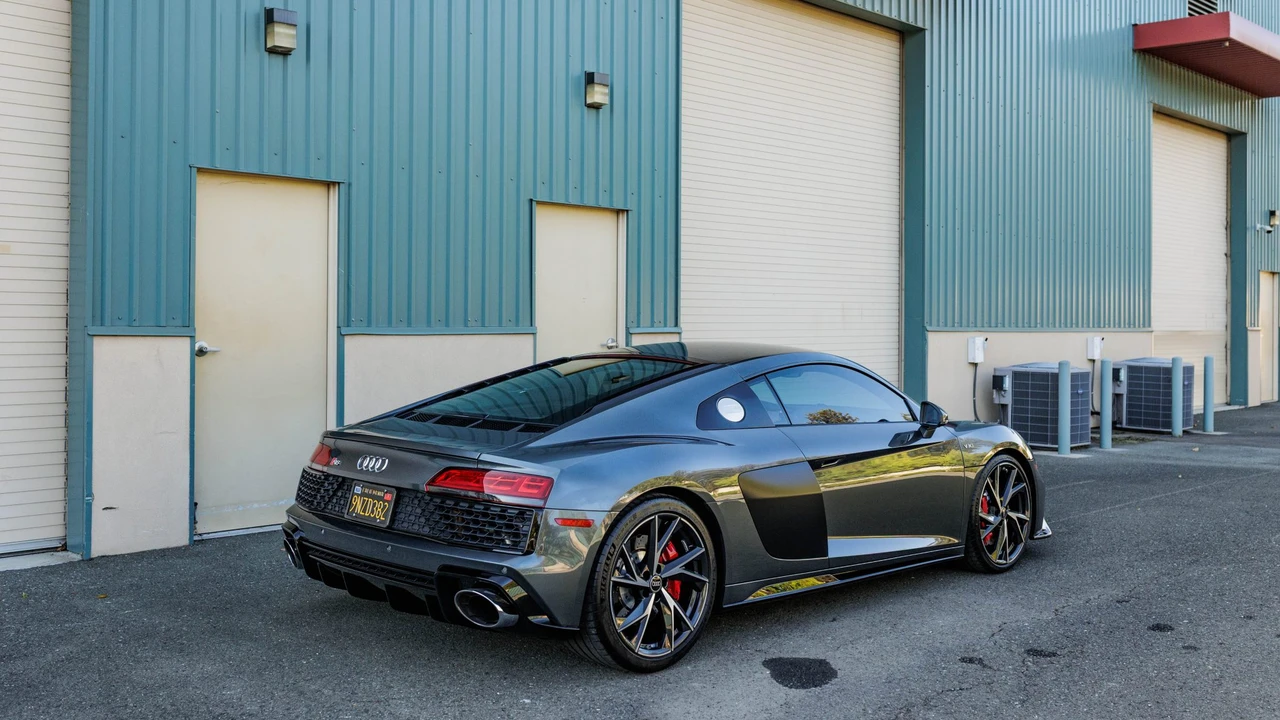 2021 Audi 4S R8 - Image 6 of 31