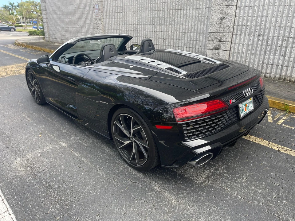 2021 Audi 4S R8 - Image 8 of 31
