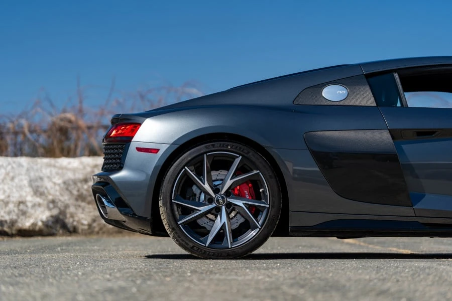 2021 Audi 4S R8 - Image 8 of 31