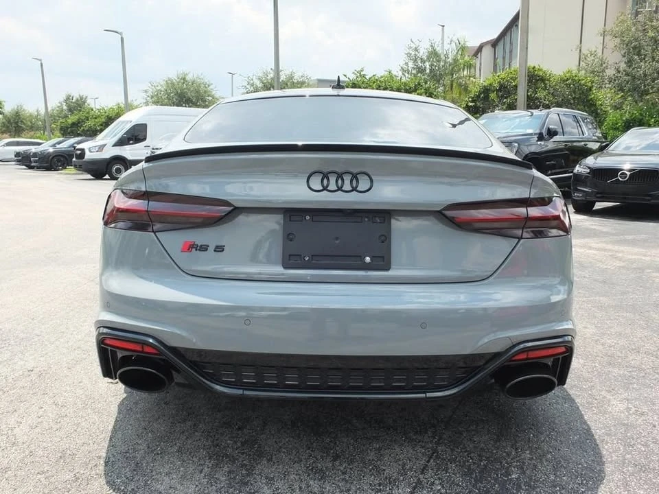 2021 Audi RS e-tron GT - Image 10 of 19