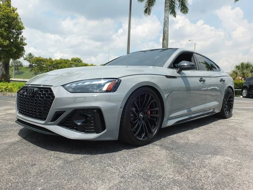 2021 Audi RS e-tron GT - Image 17 of 19