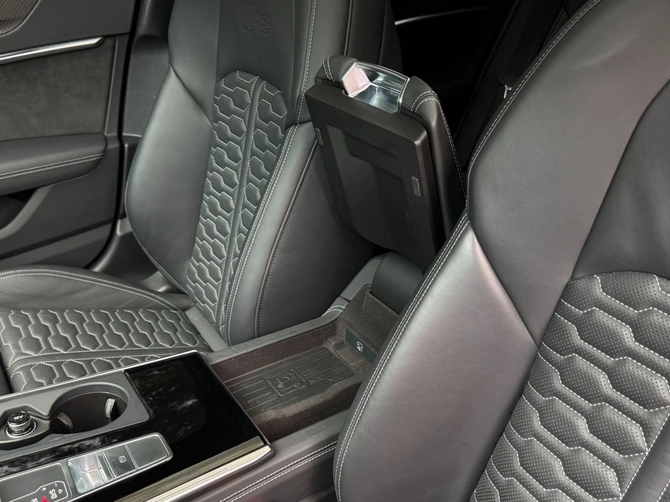 2021 Audi C8 RS6 - Image 14 of 21