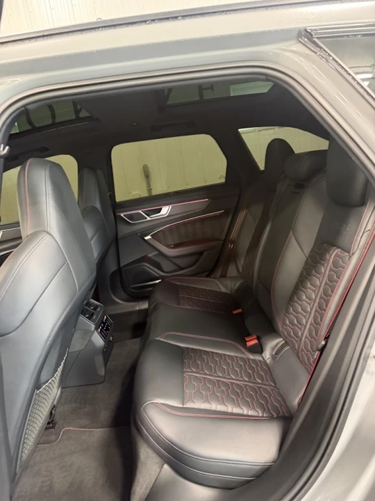 2021 Audi C8 RS6 - Image 9 of 10