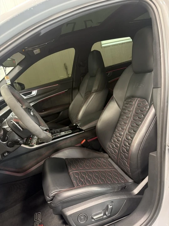 2021 Audi C8 RS6 - Image 8 of 10