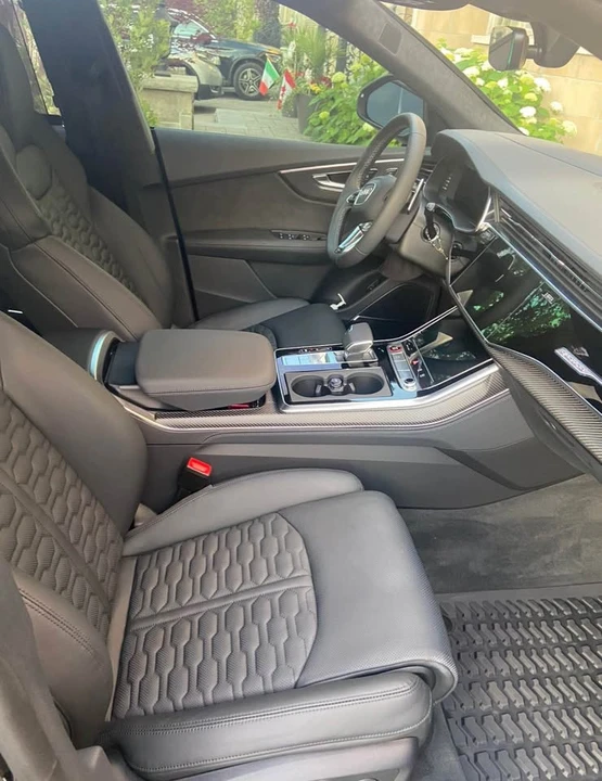 2021 Audi RS Q8 - Image 3 of 4