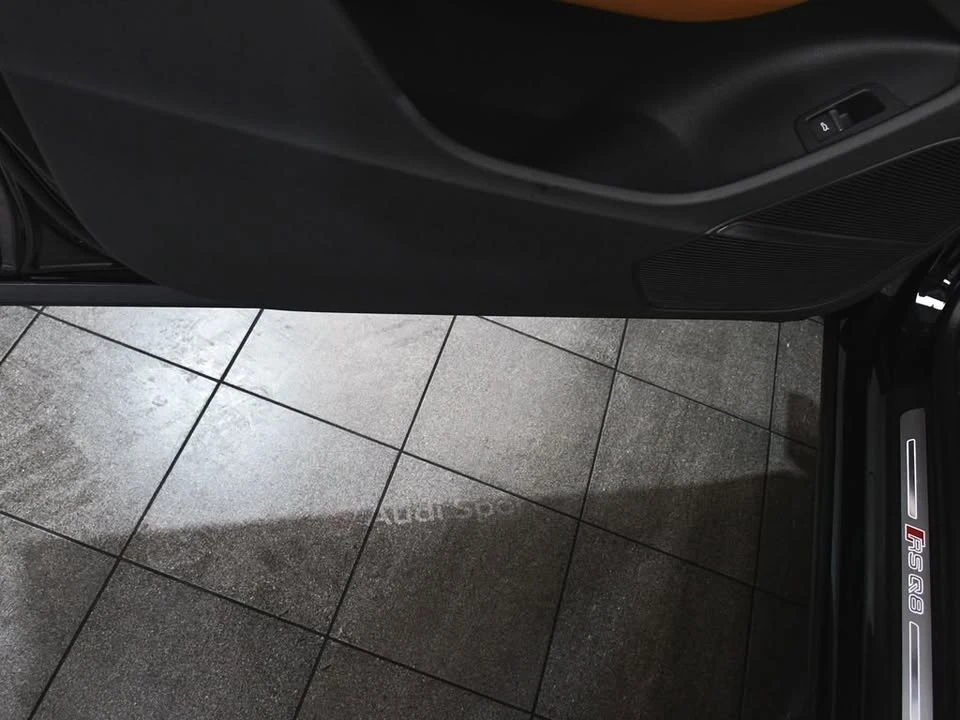 2021 Audi RS Q8 - Image 9 of 17