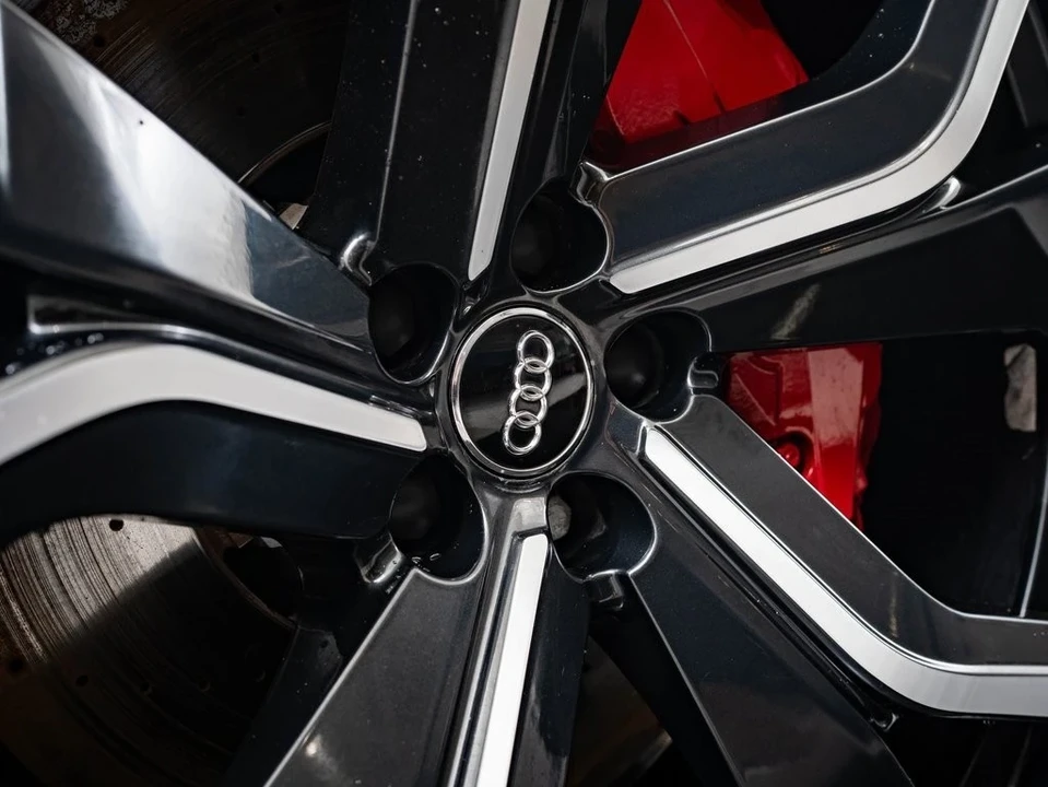 2021 Audi RS Q8 - Image 8 of 21