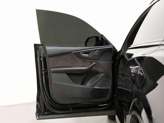 2021 Audi RS Q8 - Image 9 of 20