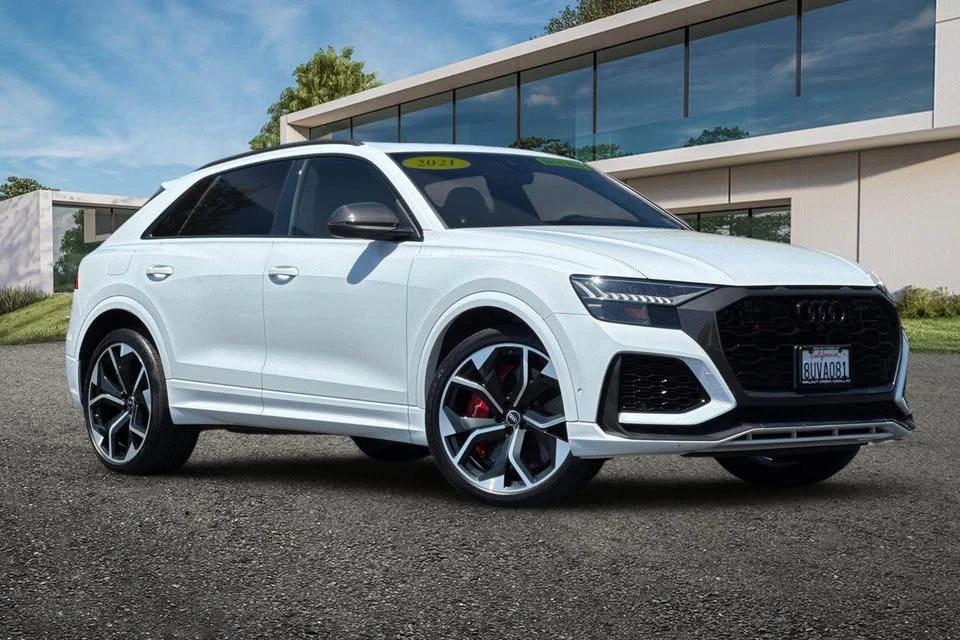 2021 Audi RS Q8 - Image 3 of 3
