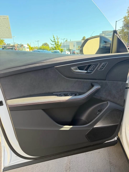 2021 Audi RS Q8 - Image 9 of 18