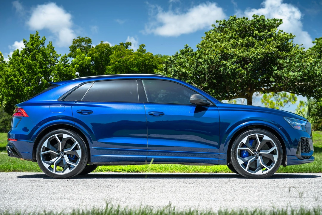 2021 Audi RS Q8 - Image 3 of 31