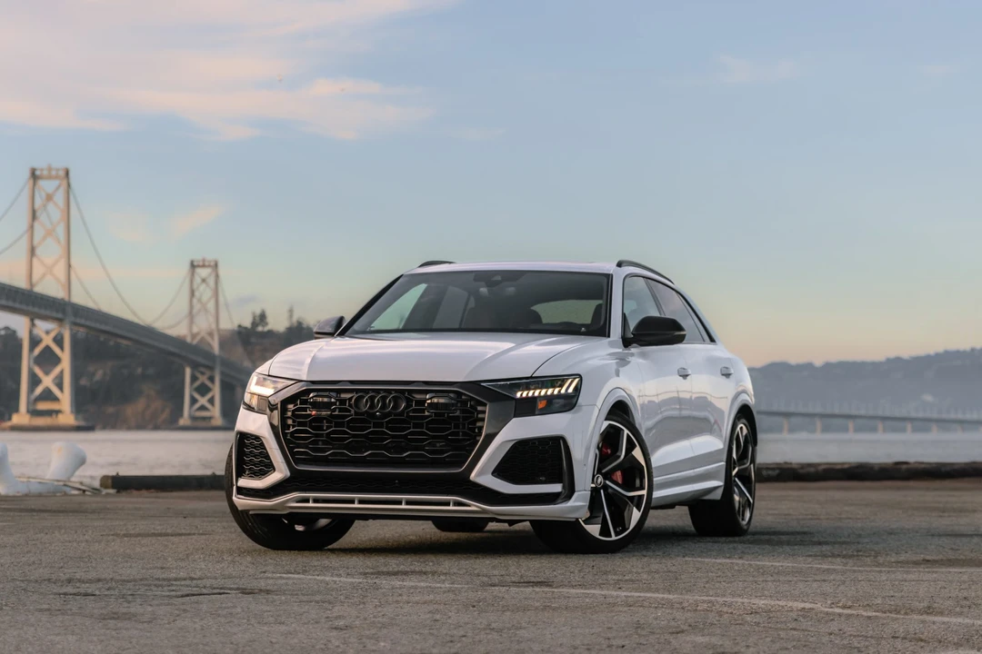2021 Audi RS Q8 - Image 2 of 31