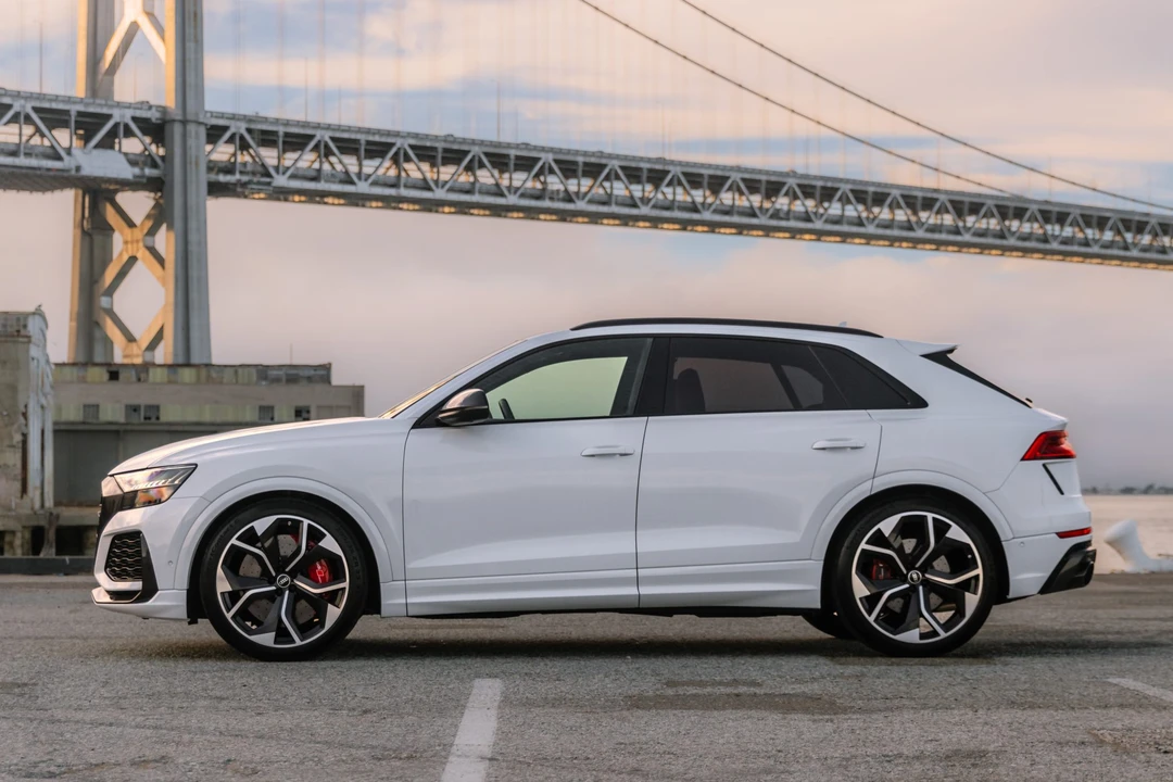 2021 Audi RS Q8 - Image 6 of 31