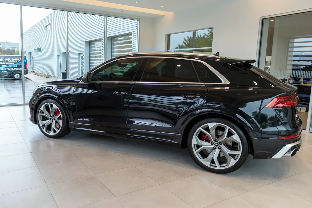 2021 Audi RS Q8 - Image 8 of 31