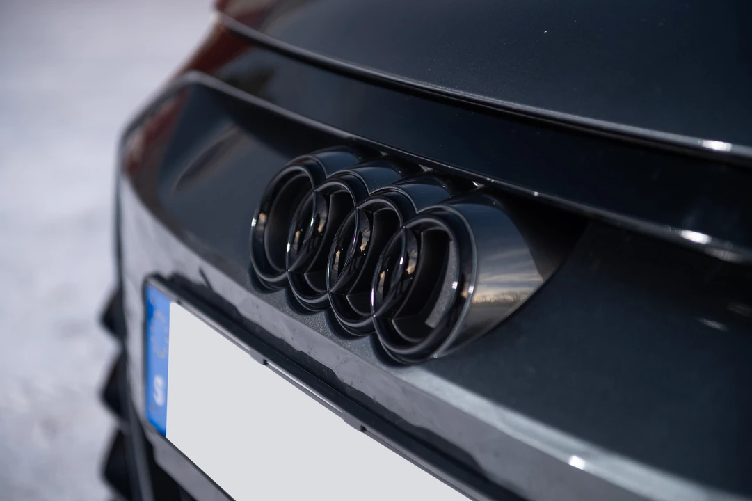 2021 Audi e-tron GT - Image 21 of 31