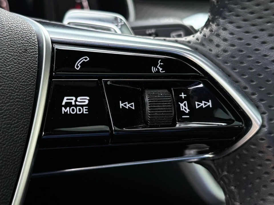 2021 Audi C8 RS6 - Image 29 of 31