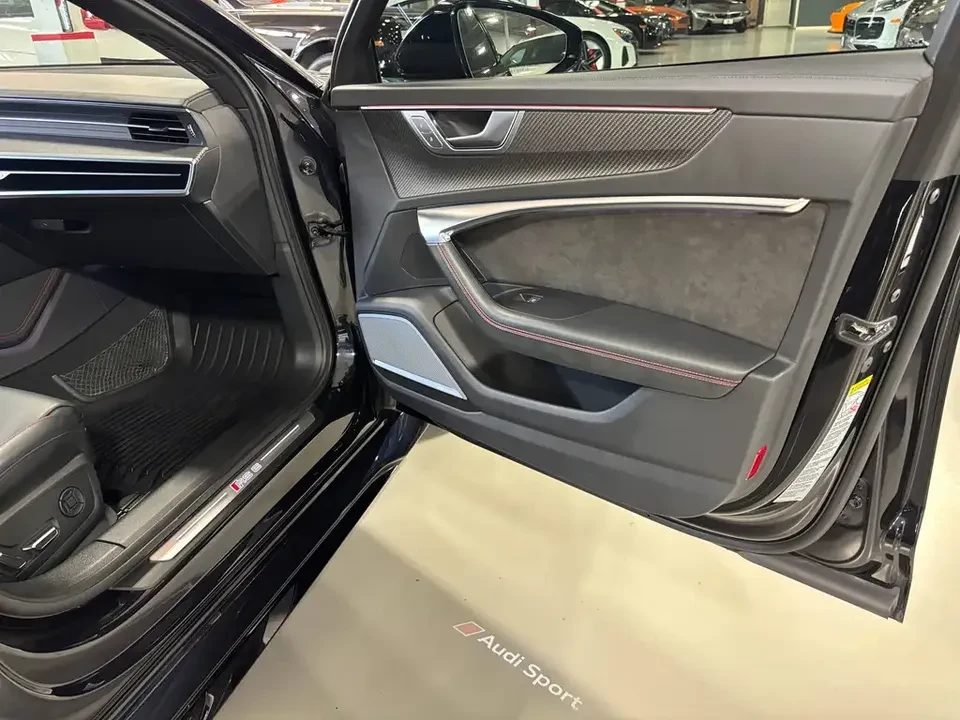 2021 Audi C8 RS6 - Image 13 of 20
