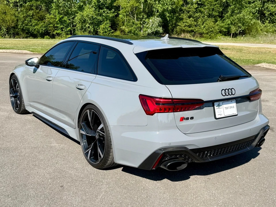 2021 Audi C8 RS6 - Image 4 of 31