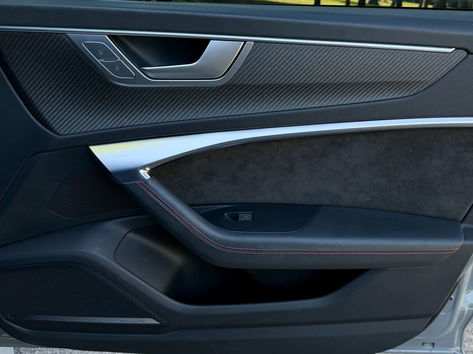 2021 Audi C8 RS6 - Image 27 of 31