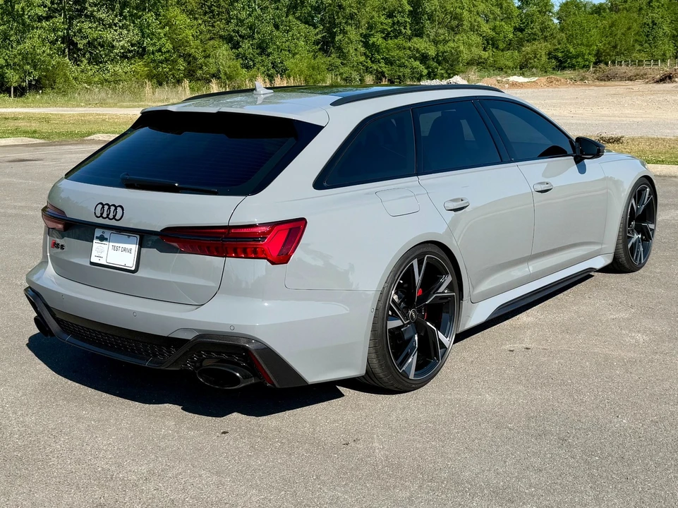 2021 Audi C8 RS6 - Image 3 of 31