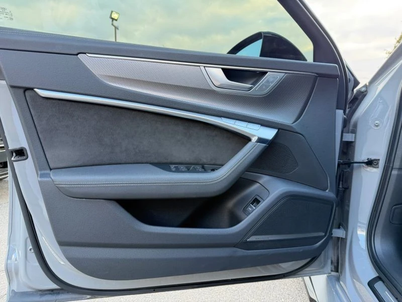 2021 Audi C8 RS6 - Image 9 of 12