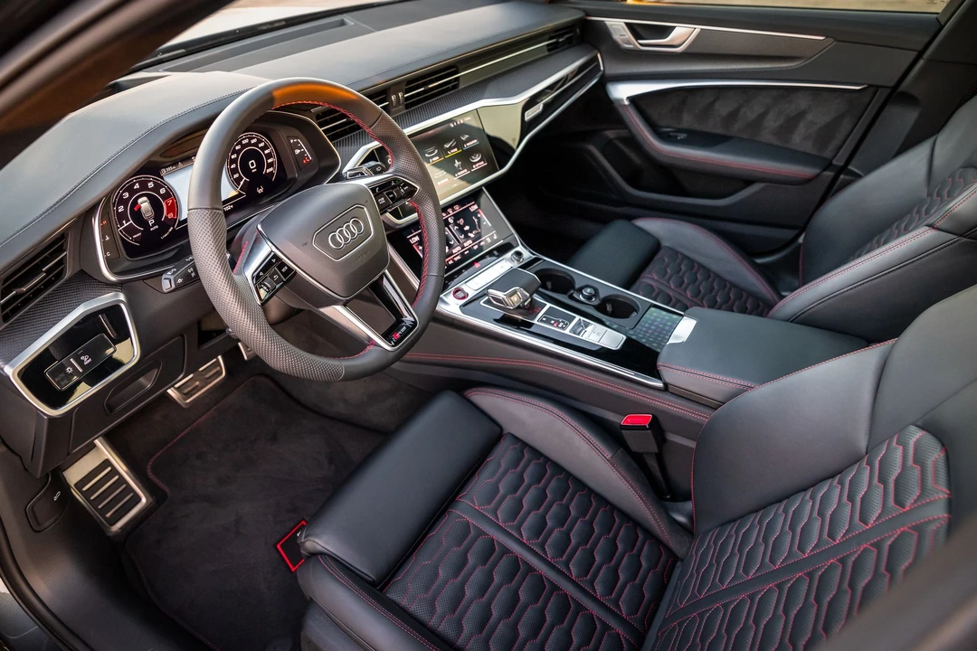 2021 Audi C8 RS6 - Image 8 of 17