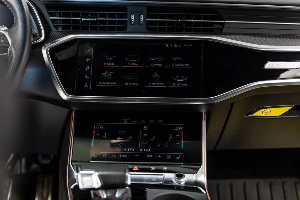 2021 Audi C8 RS6 - Image 10 of 13