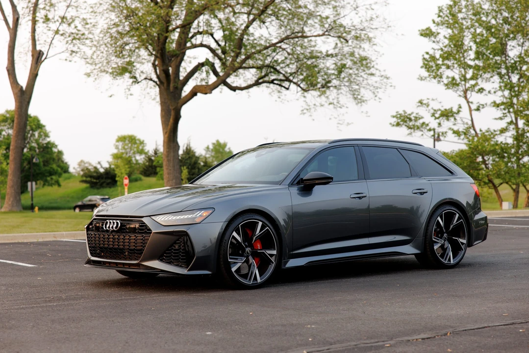 2021 Audi C8 RS6 - Image 3 of 31