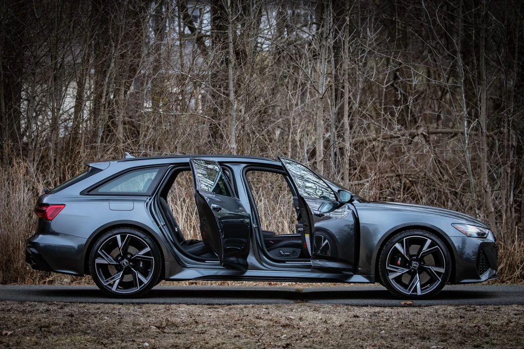 2021 Audi C8 RS6 - Image 27 of 31