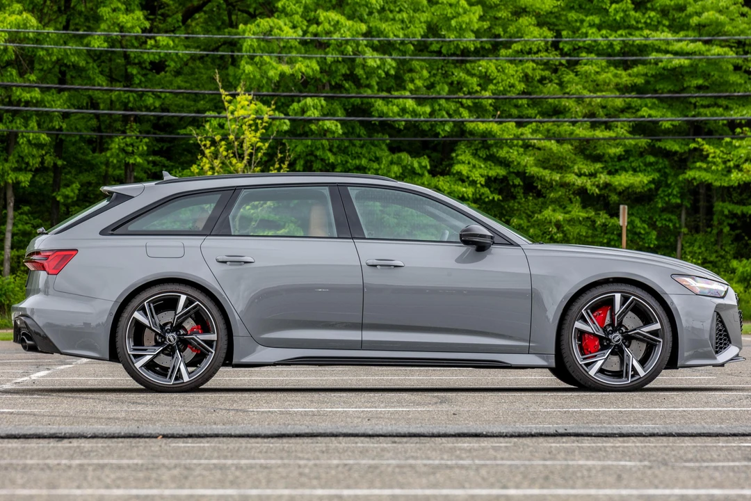 2021 Audi C8 RS6 - Image 3 of 31