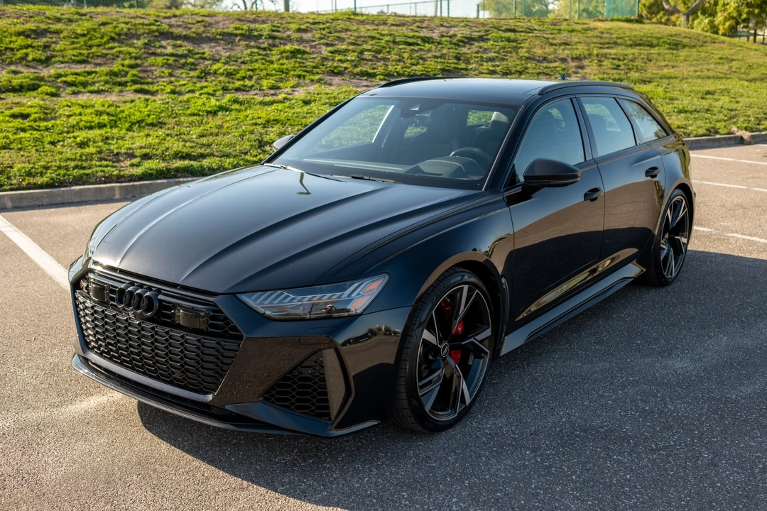 2021 Audi C8 RS6 - Image 2 of 31