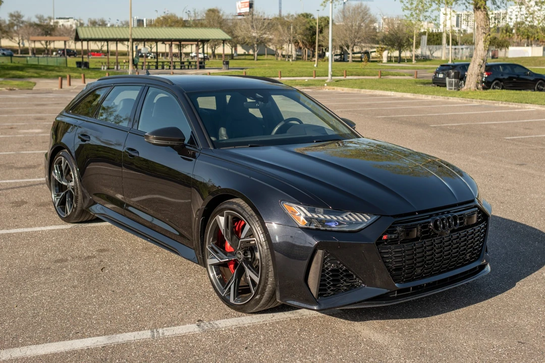 2021 Audi C8 RS6 - Image 8 of 31