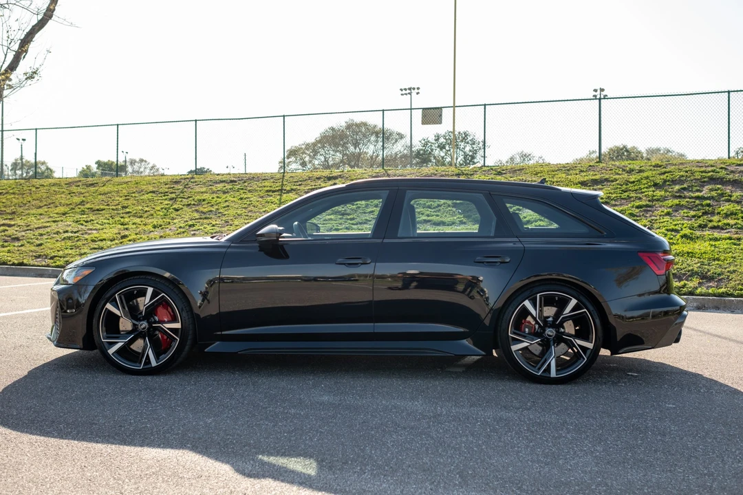 2021 Audi C8 RS6 - Image 3 of 31
