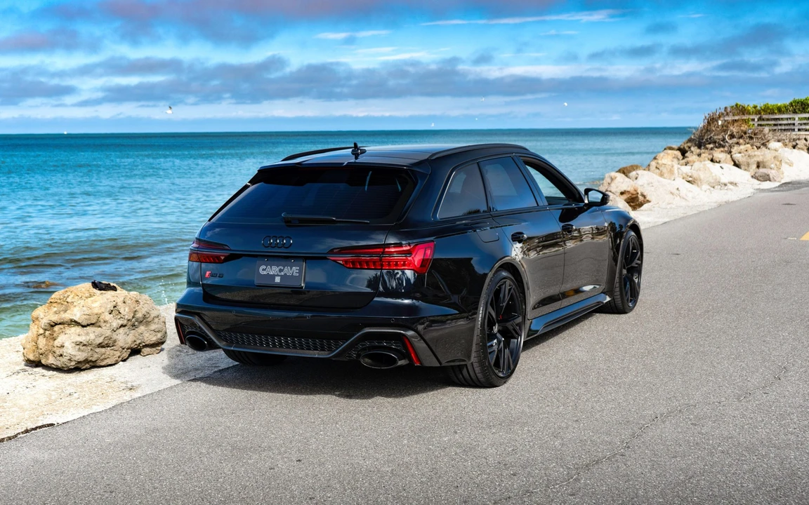 2021 Audi C8 RS6 - Image 14 of 31