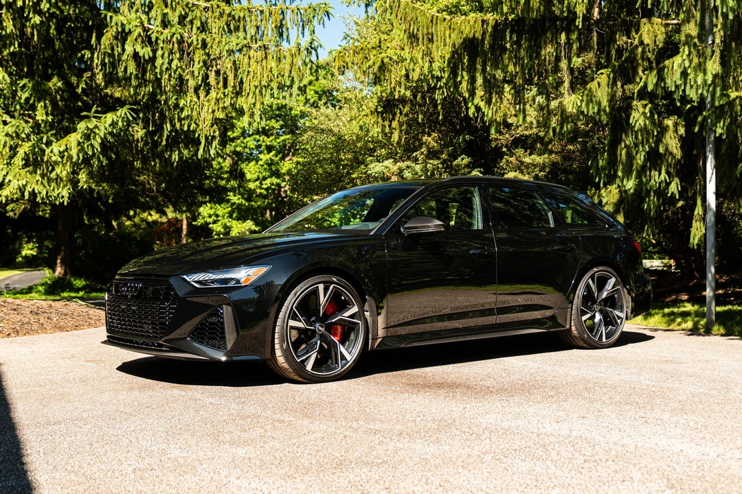 2021 Audi C8 RS6 - Image 2 of 31