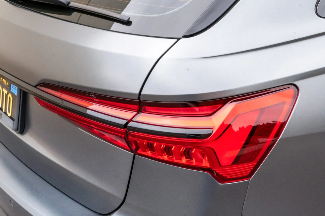 2021 Audi C8 RS6 - Image 18 of 31