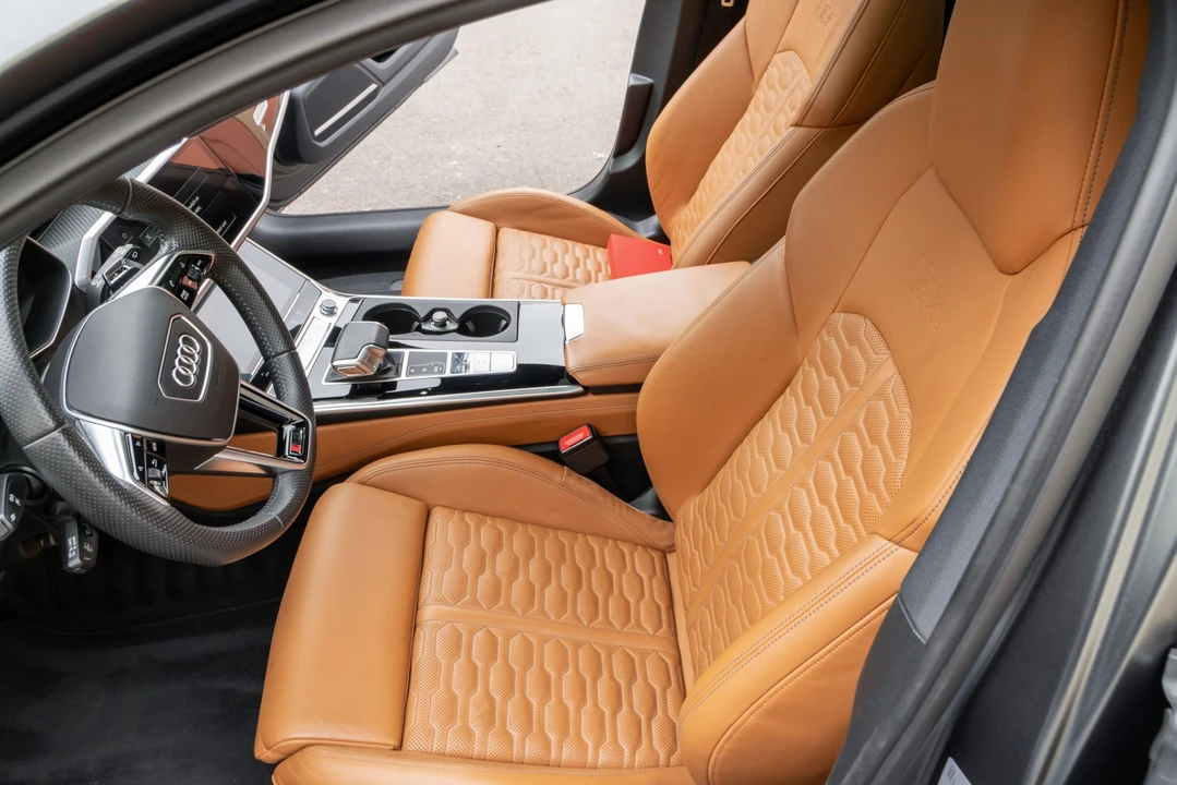 2021 Audi C8 RS6 - Image 30 of 31