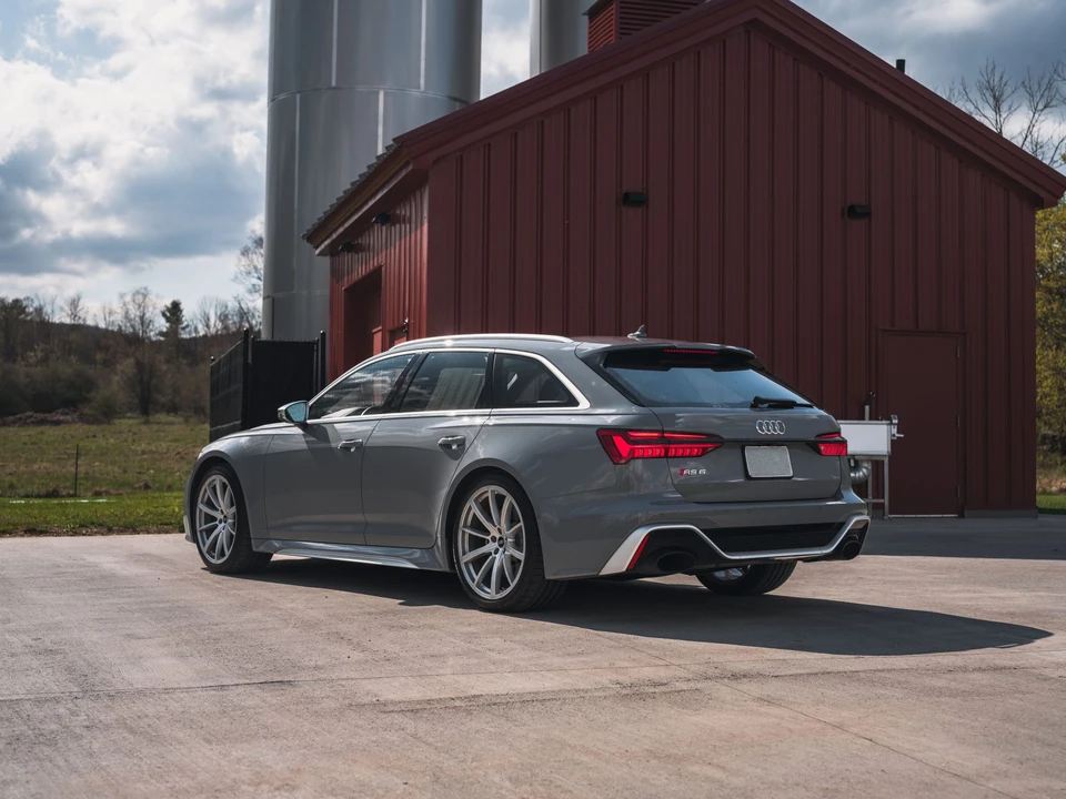 2021 Audi C8 RS6 - Image 10 of 31