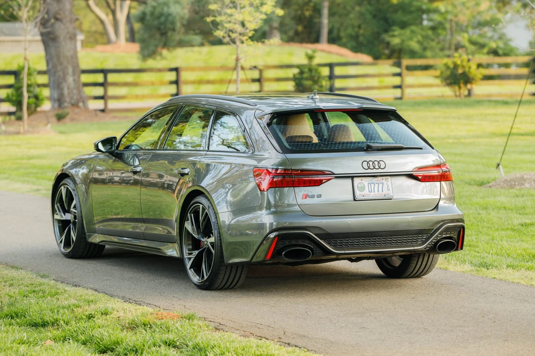 2021 Audi C8 RS6 - Image 8 of 31