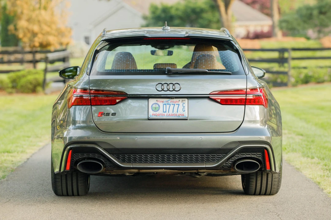 2021 Audi C8 RS6 - Image 11 of 31