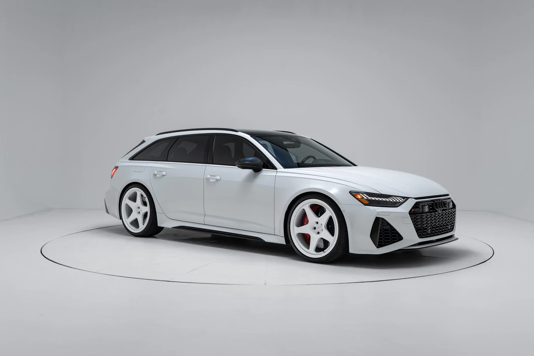 2021 Audi C8 RS6 - Image 12 of 31