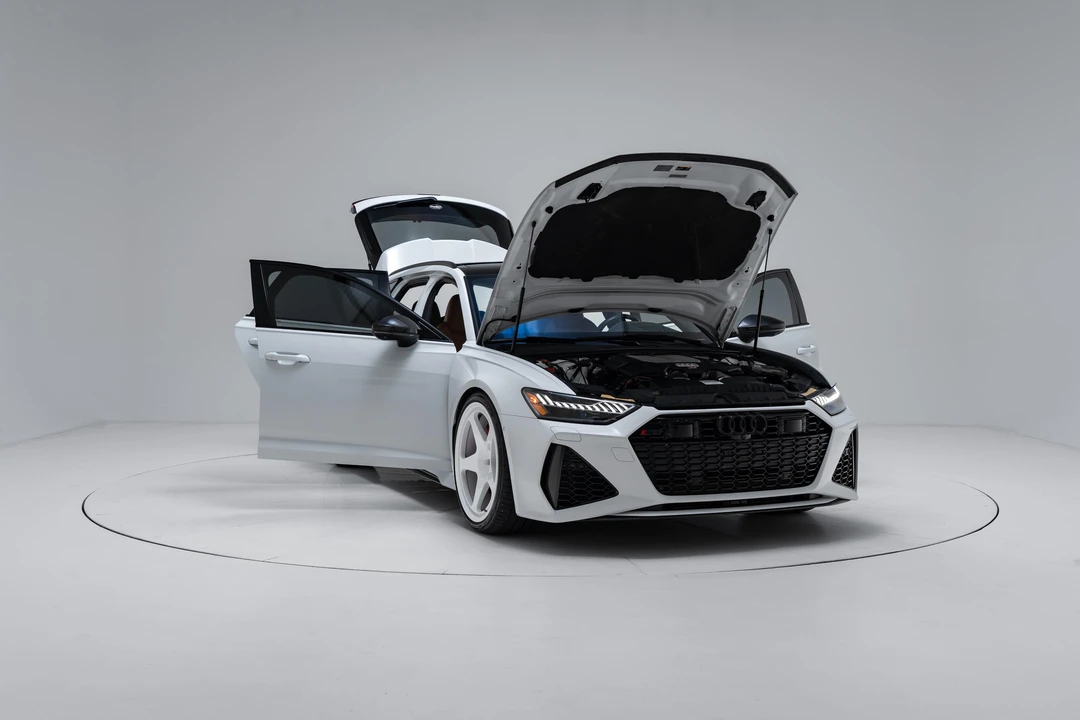2021 Audi C8 RS6 - Image 25 of 31