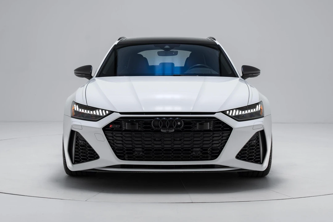 2021 Audi C8 RS6 - Image 2 of 31