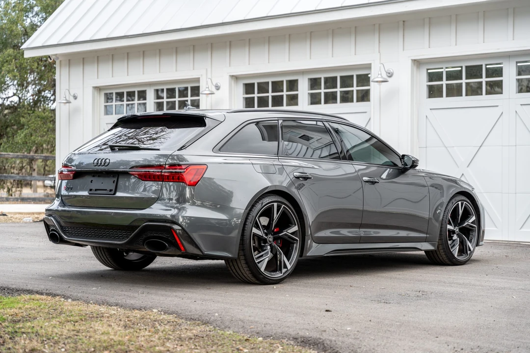 2021 Audi C8 RS6 - Image 8 of 31