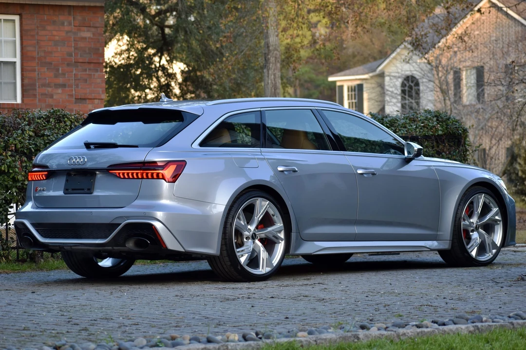 2021 Audi C8 RS6 - Image 14 of 31