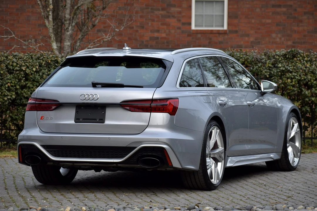 2021 Audi C8 RS6 - Image 12 of 31