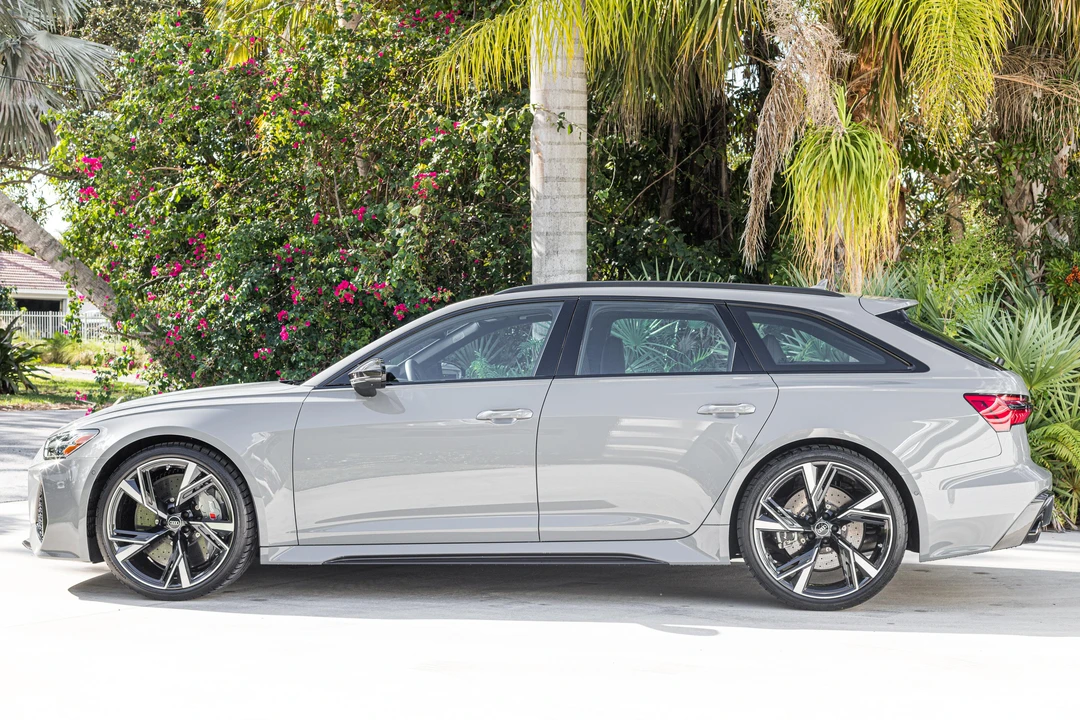 2021 Audi C8 RS6 - Image 3 of 31