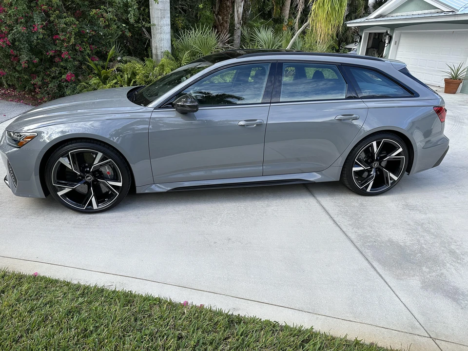 2021 Audi C8 RS6 - Image 10 of 31
