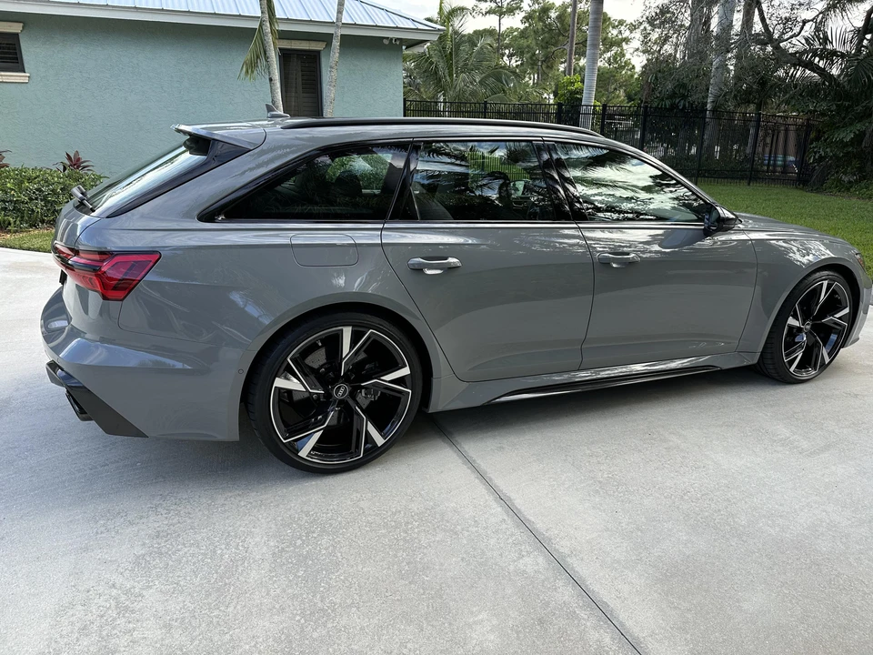 2021 Audi C8 RS6 - Image 17 of 31